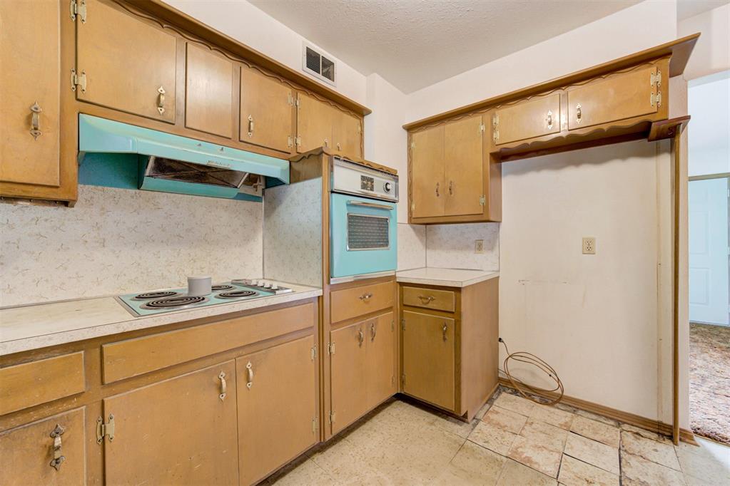 4801 Del Crest Drive
