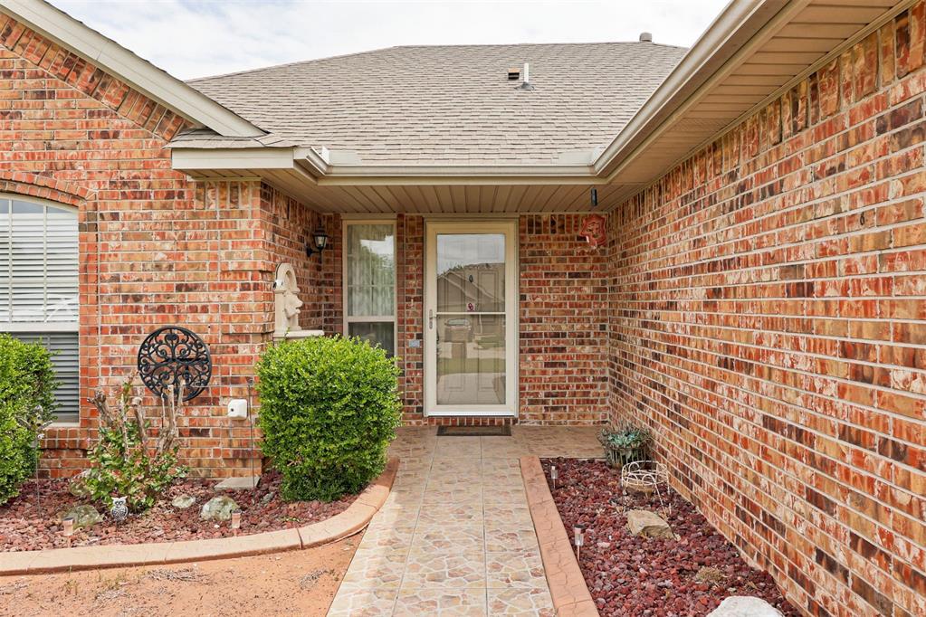 520 E Juniper Lane
