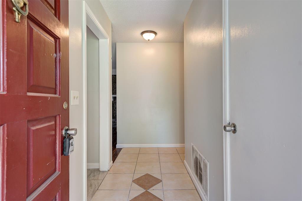 7627 NW 20th Street