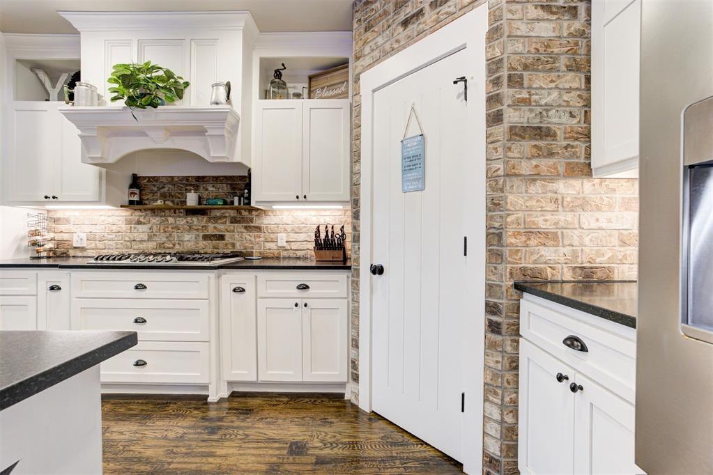 14716 Turkey Hills Road