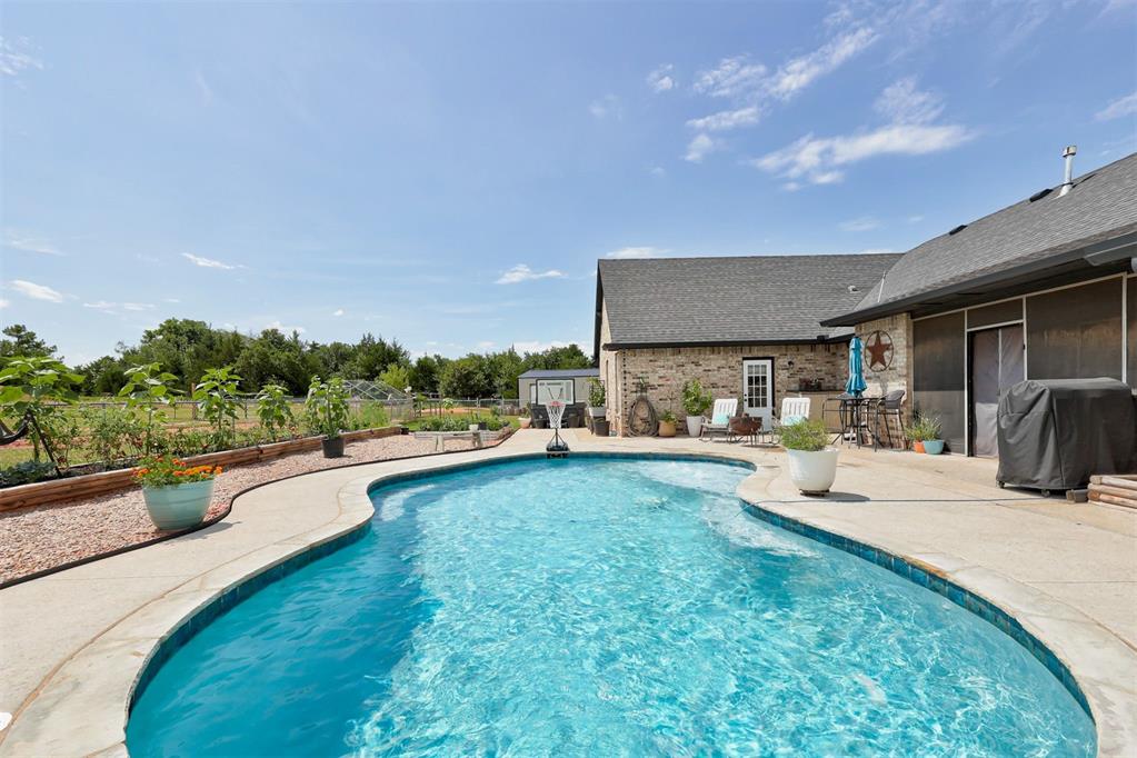 14716 Turkey Hills Road