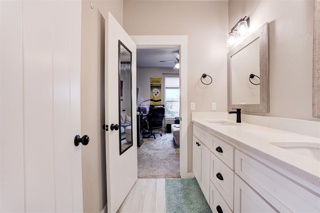 14716 Turkey Hills Road