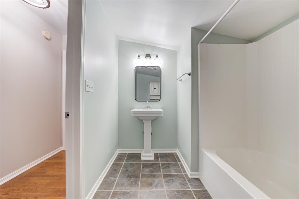 32292 Rattlesnake Hill Road