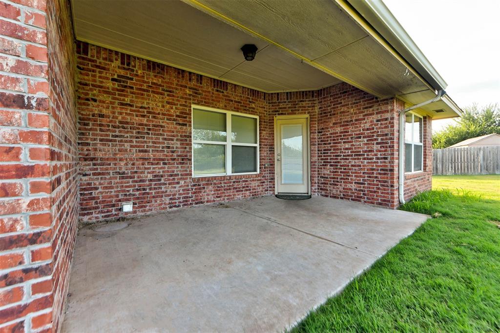 8113 Waters Edge Way
