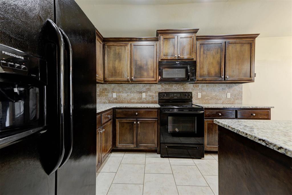 8113 Waters Edge Way