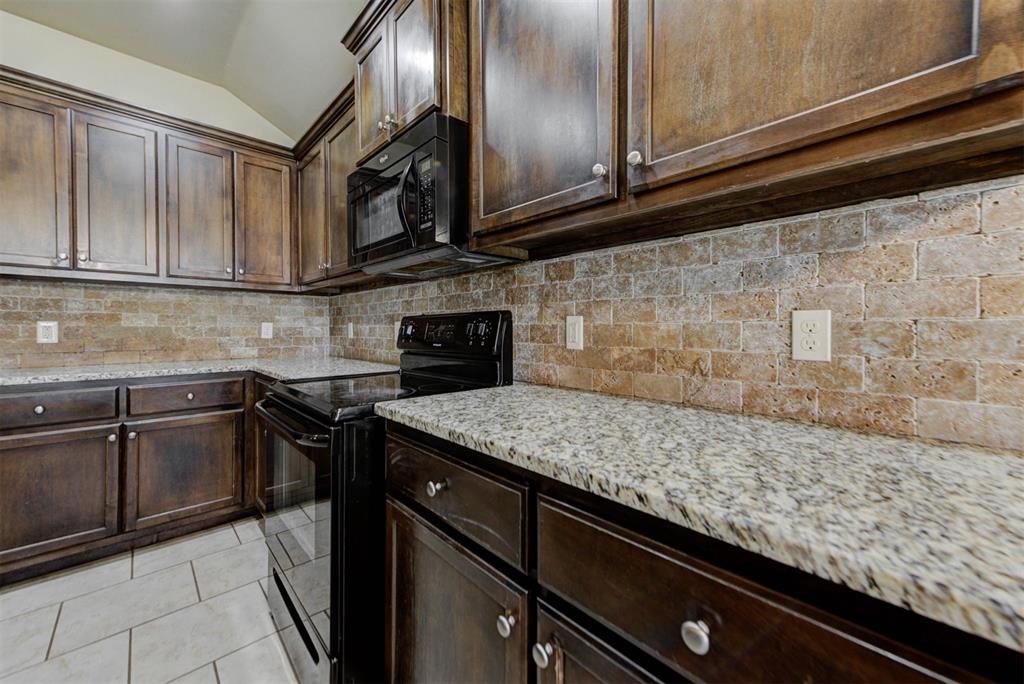 8113 Waters Edge Way