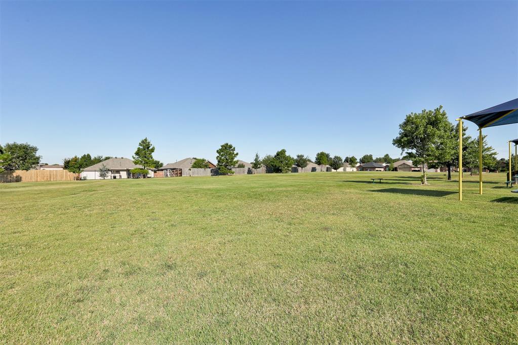 913 Desert Trail