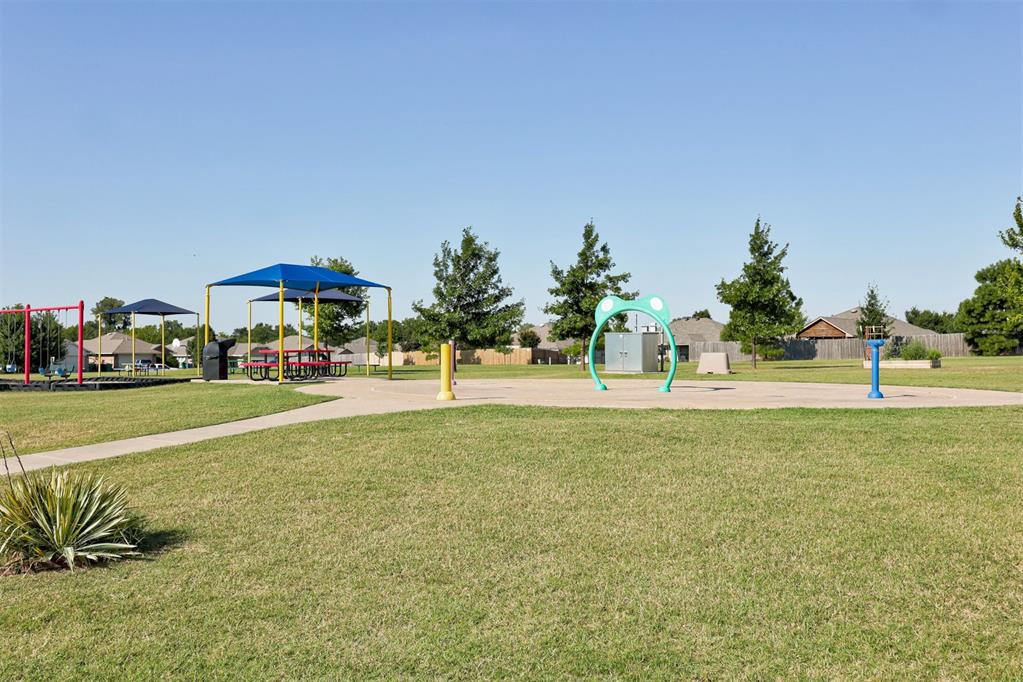 913 Desert Trail