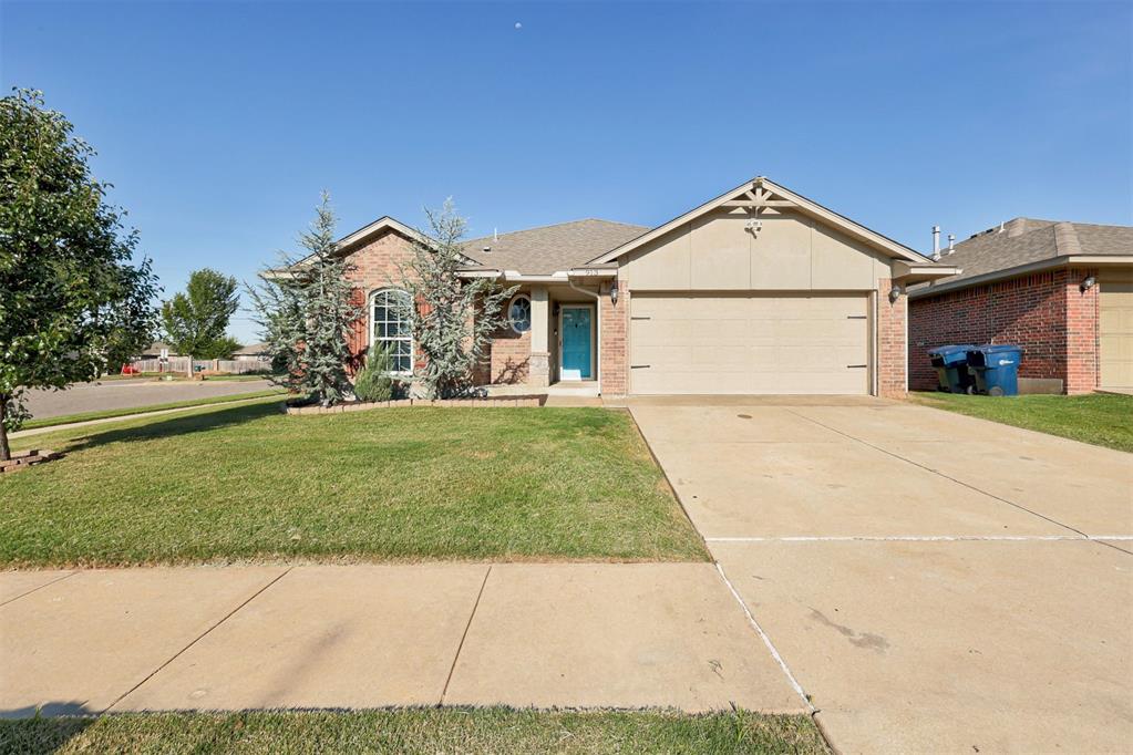 913 Desert Trail