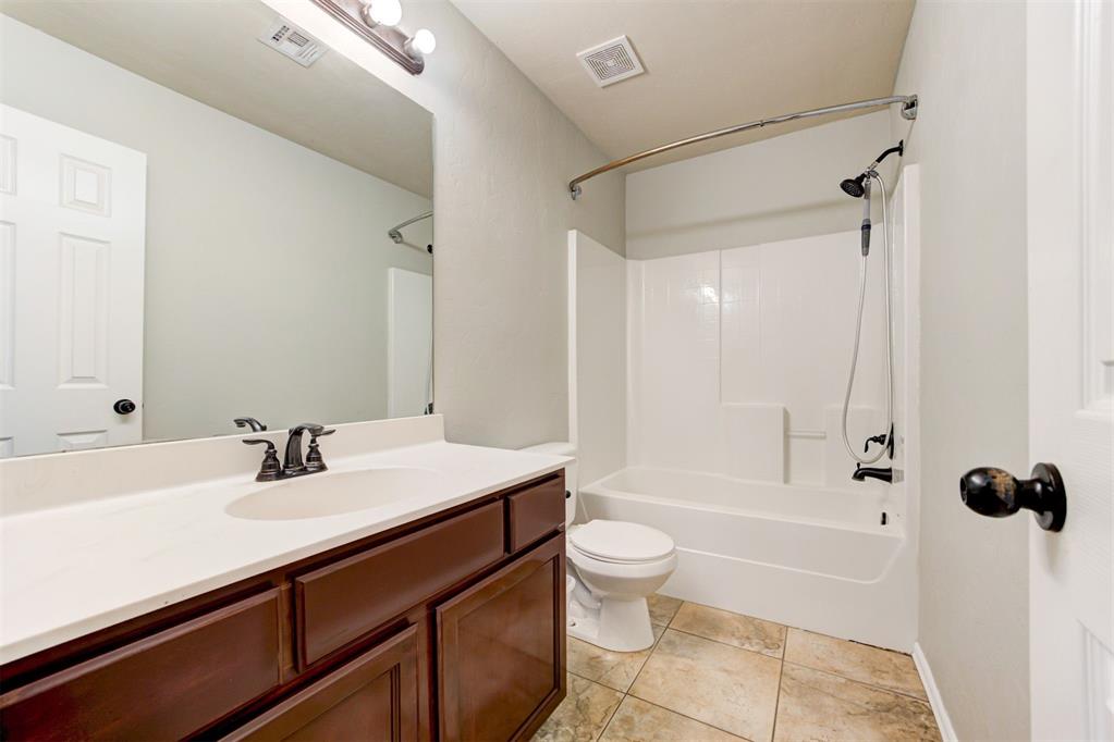 913 Desert Trail