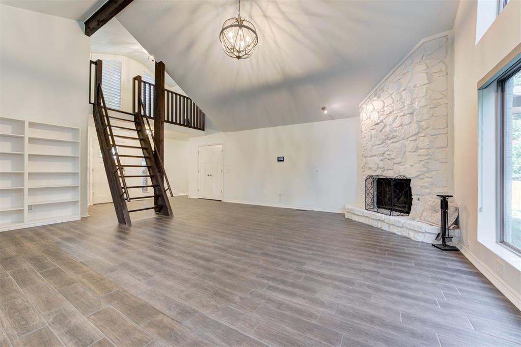 3120 N Pinecrest Drive