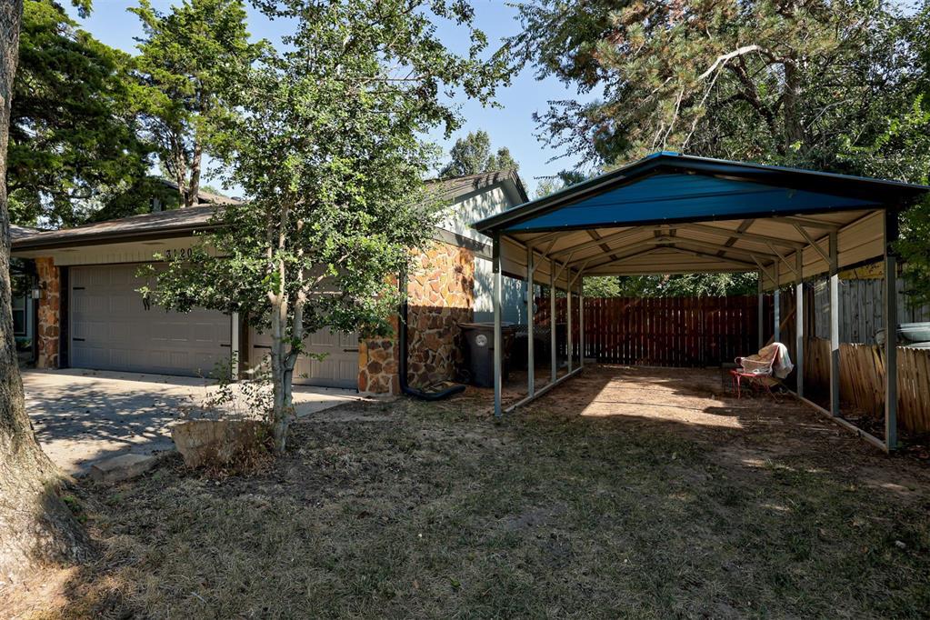 3120 N Pinecrest Drive