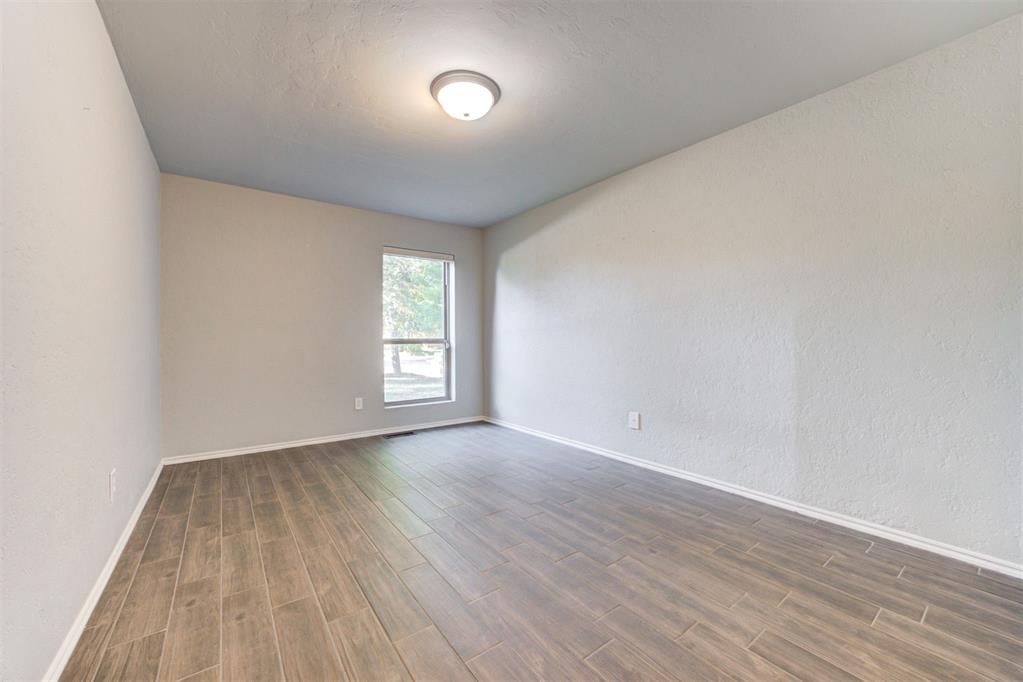 3120 N Pinecrest Drive