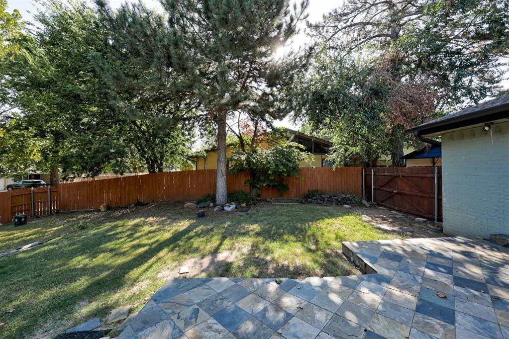 3120 N Pinecrest Drive