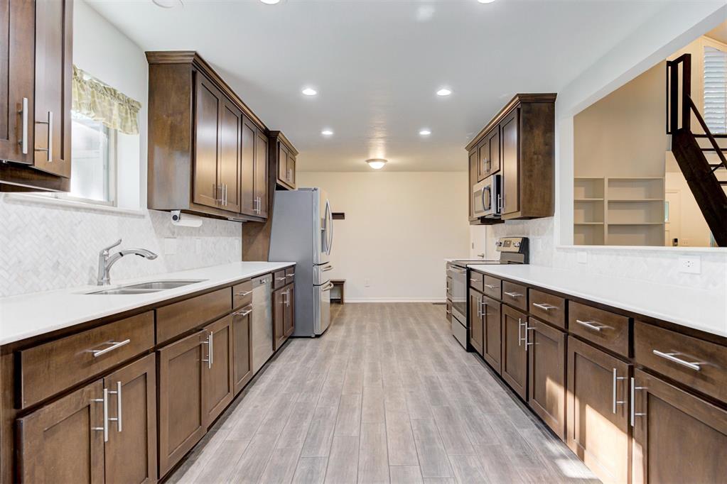 3120 N Pinecrest Drive