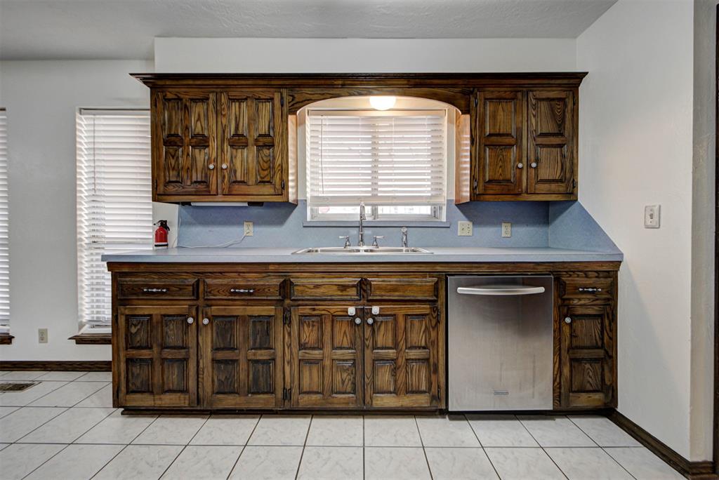 419 George L Cross Court