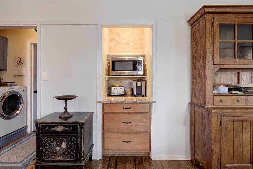 4636 Forest Hills Drive