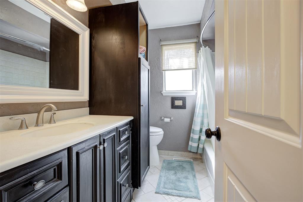 4636 Forest Hills Drive