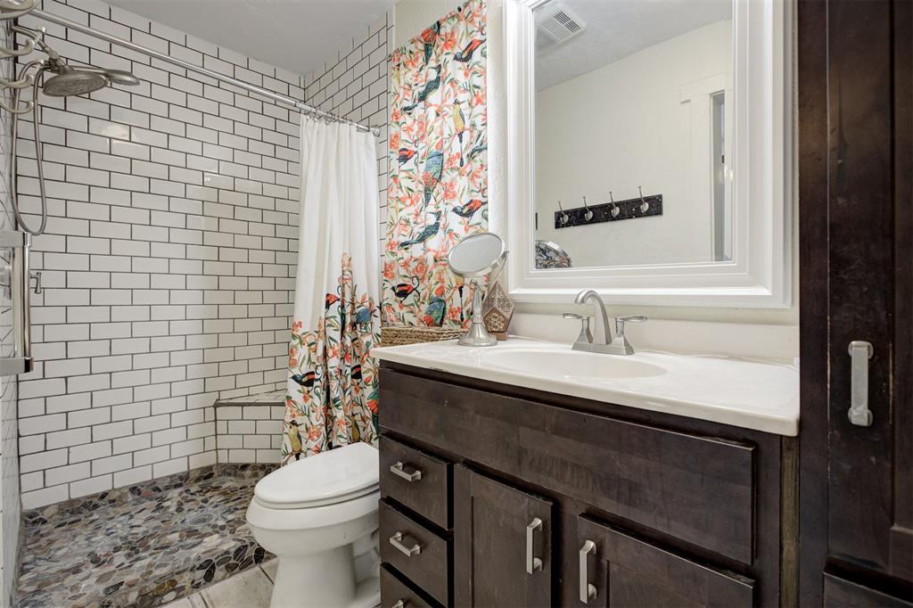 4636 Forest Hills Drive