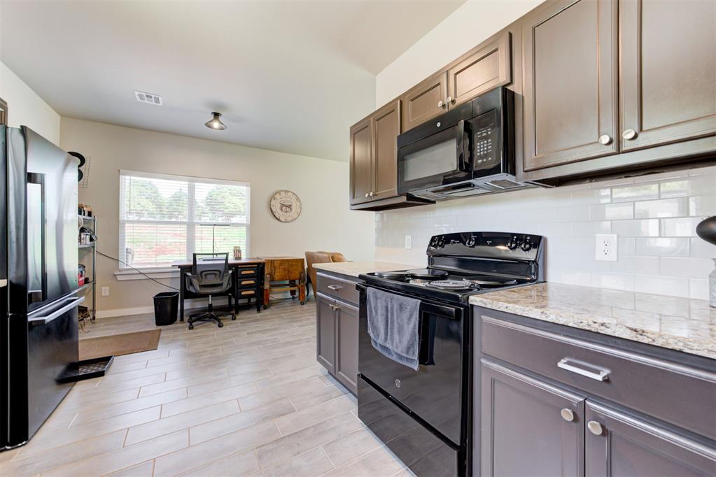 332252 E Caprock Drive