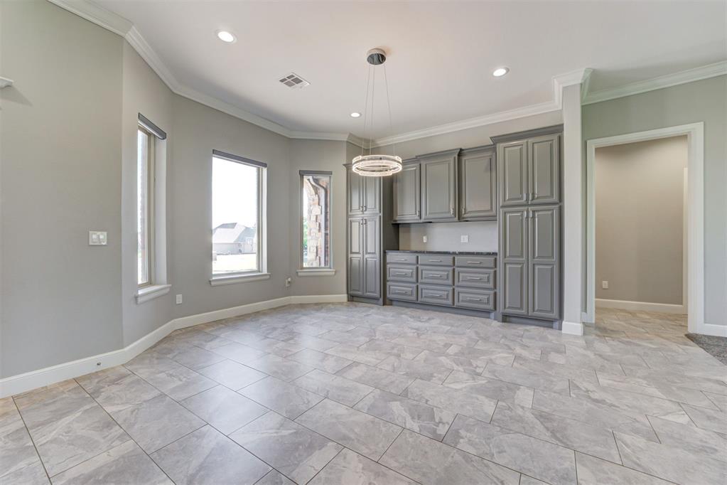 516 Kings Court