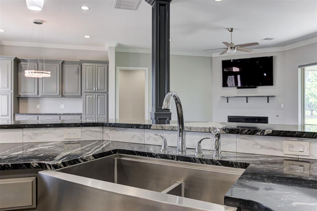 516 Kings Court