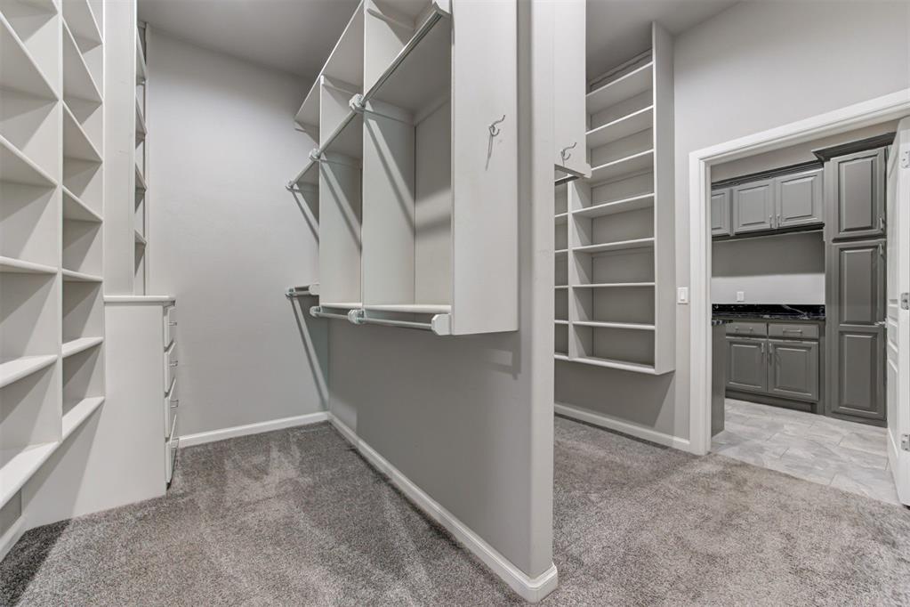 516 Kings Court
