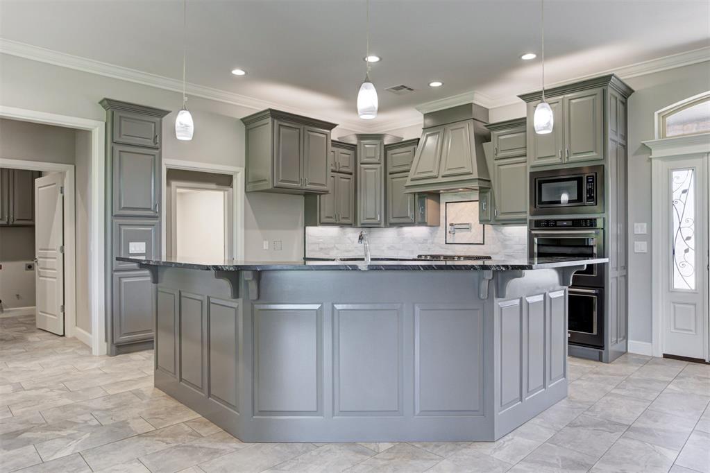 516 Kings Court