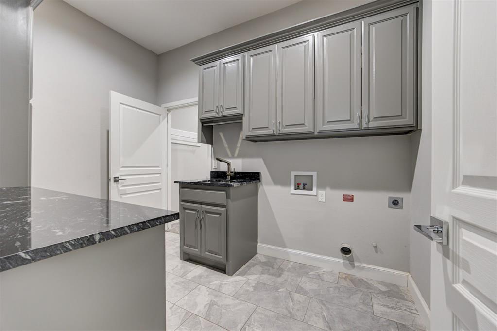 516 Kings Court