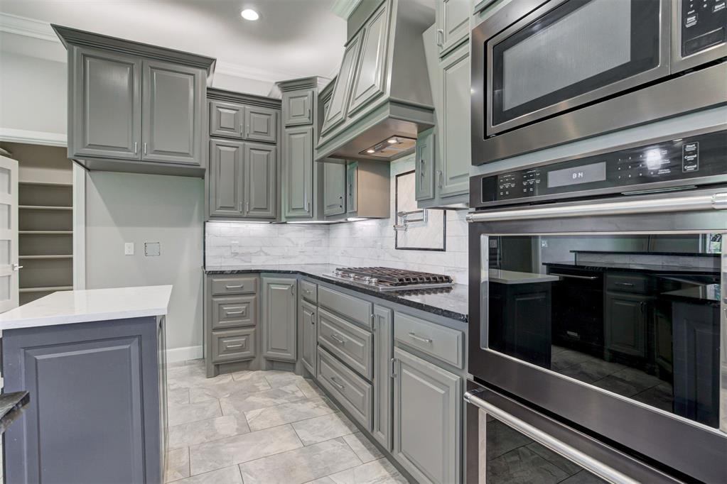 516 Kings Court