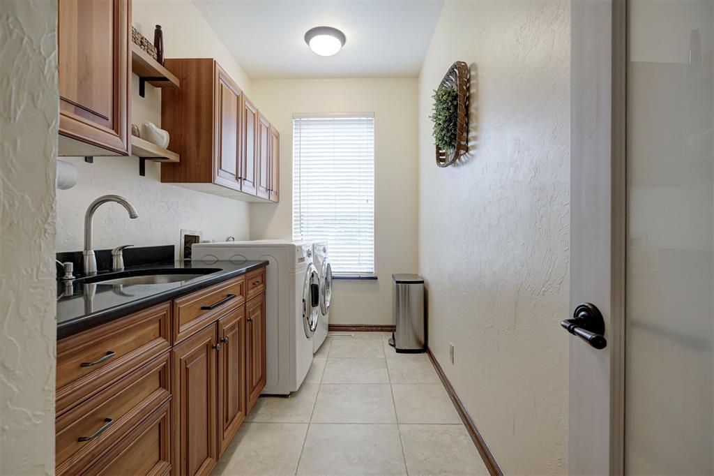 2601 Stratton Drive