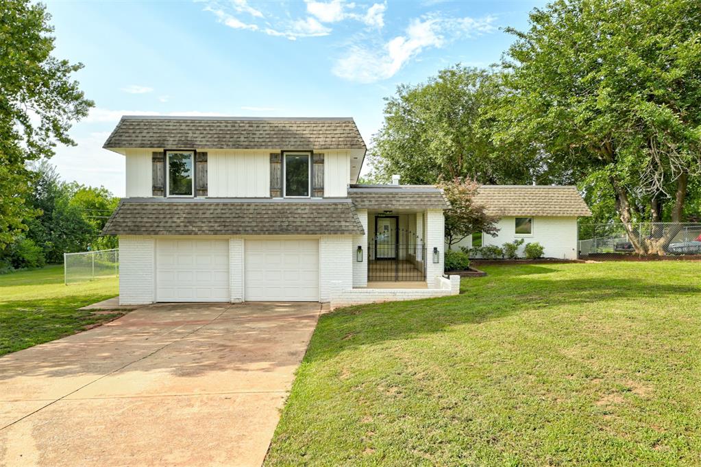 1716 W David Drive