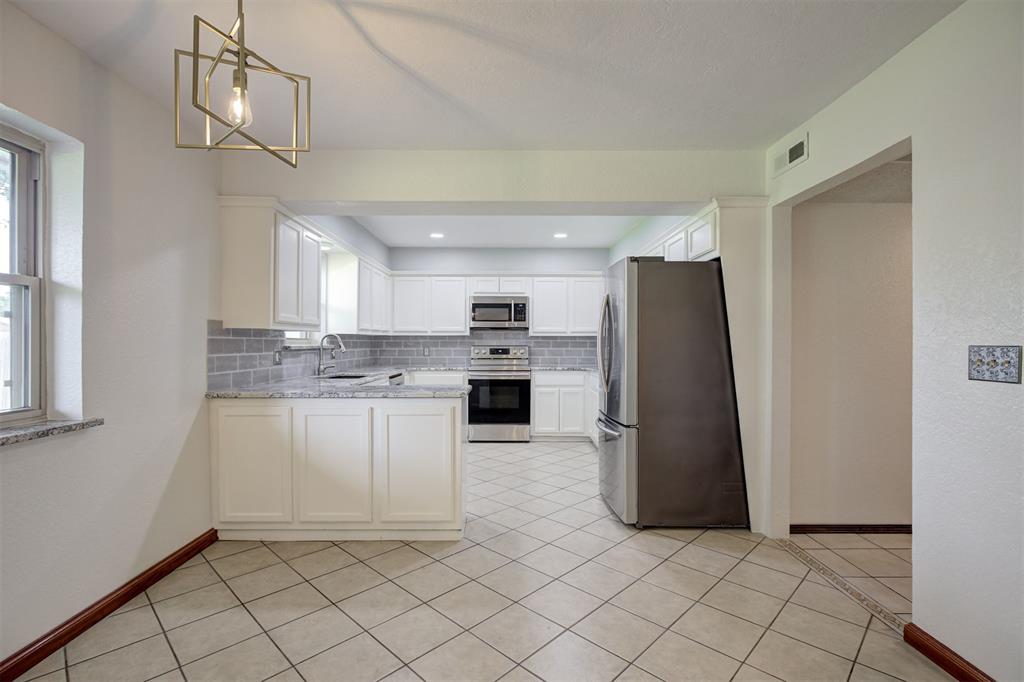 2436 SW 99th Street