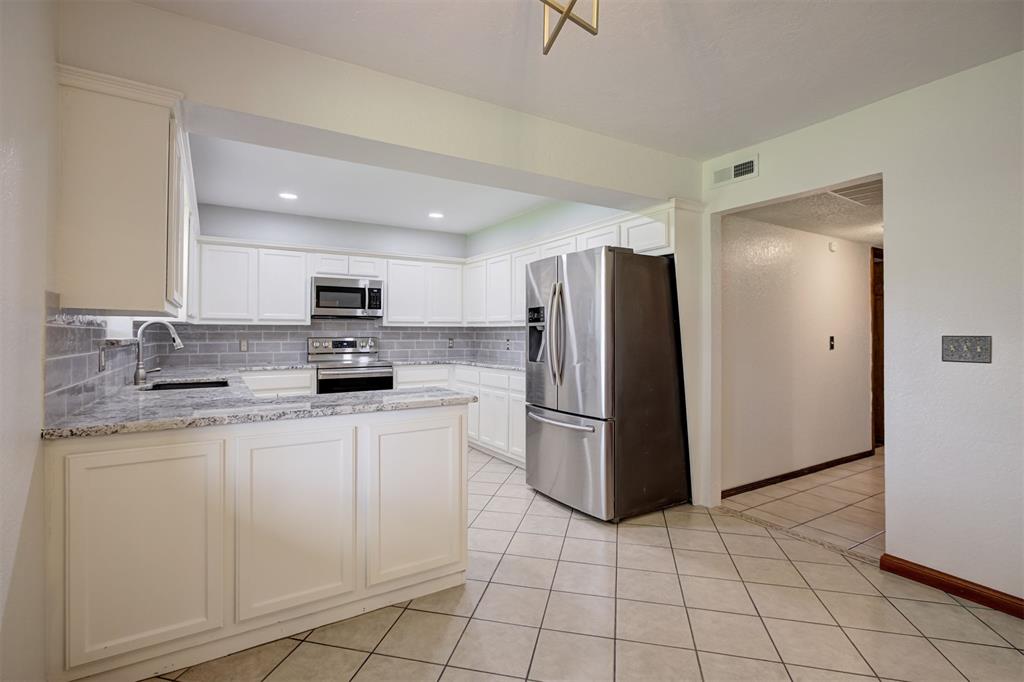 2436 SW 99th Street