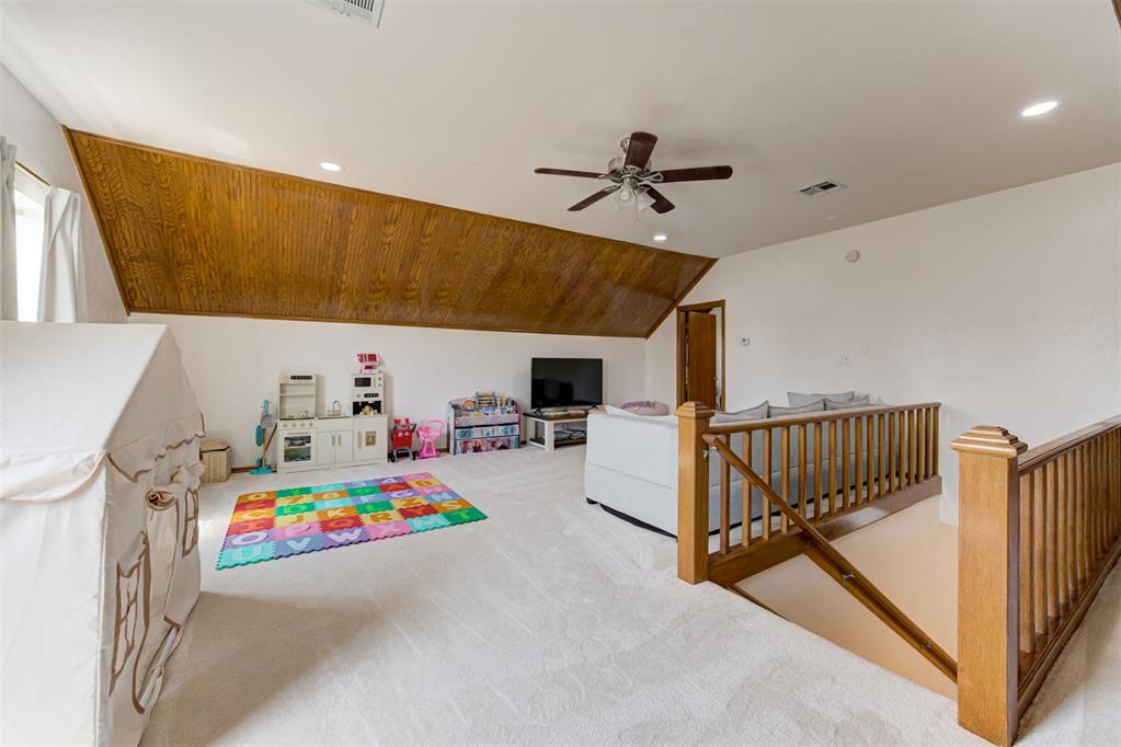 50 Serenada Lane