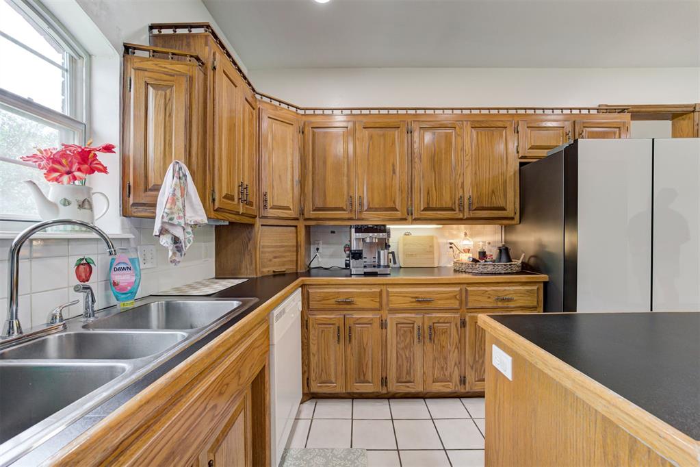 50 Serenada Lane