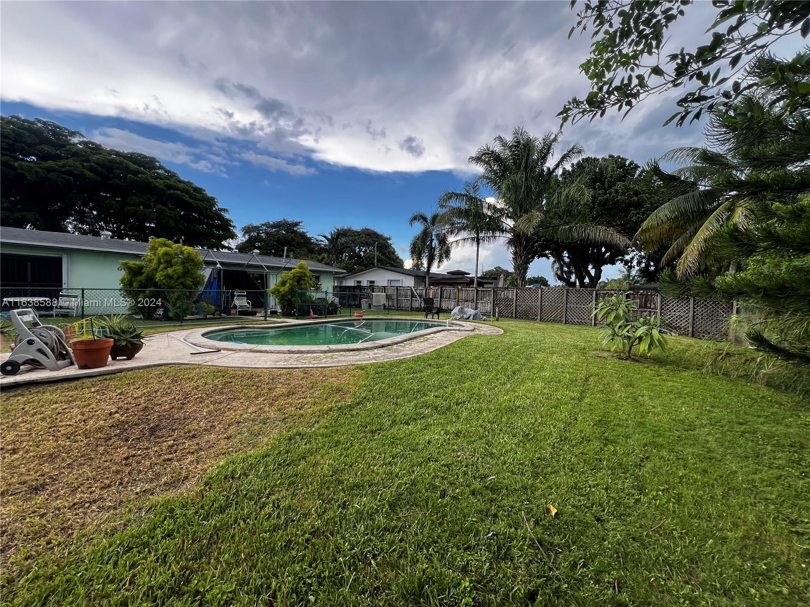 19001 Sterling Dr