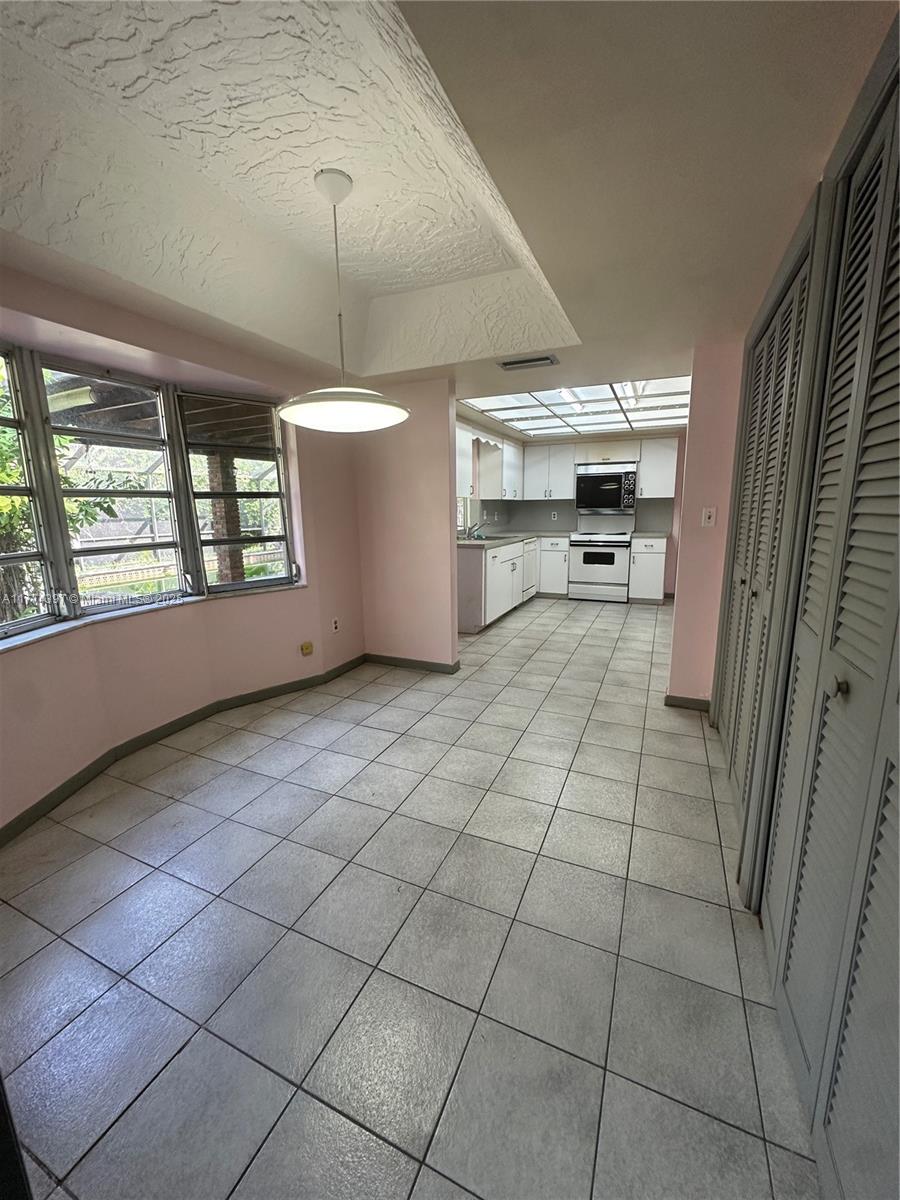 8265 SW 184th Ter