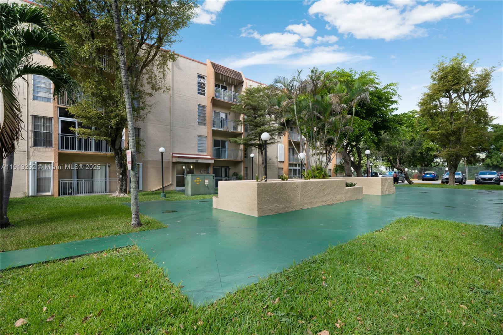 4855 NW 7th St # 6 Unit: 409-6