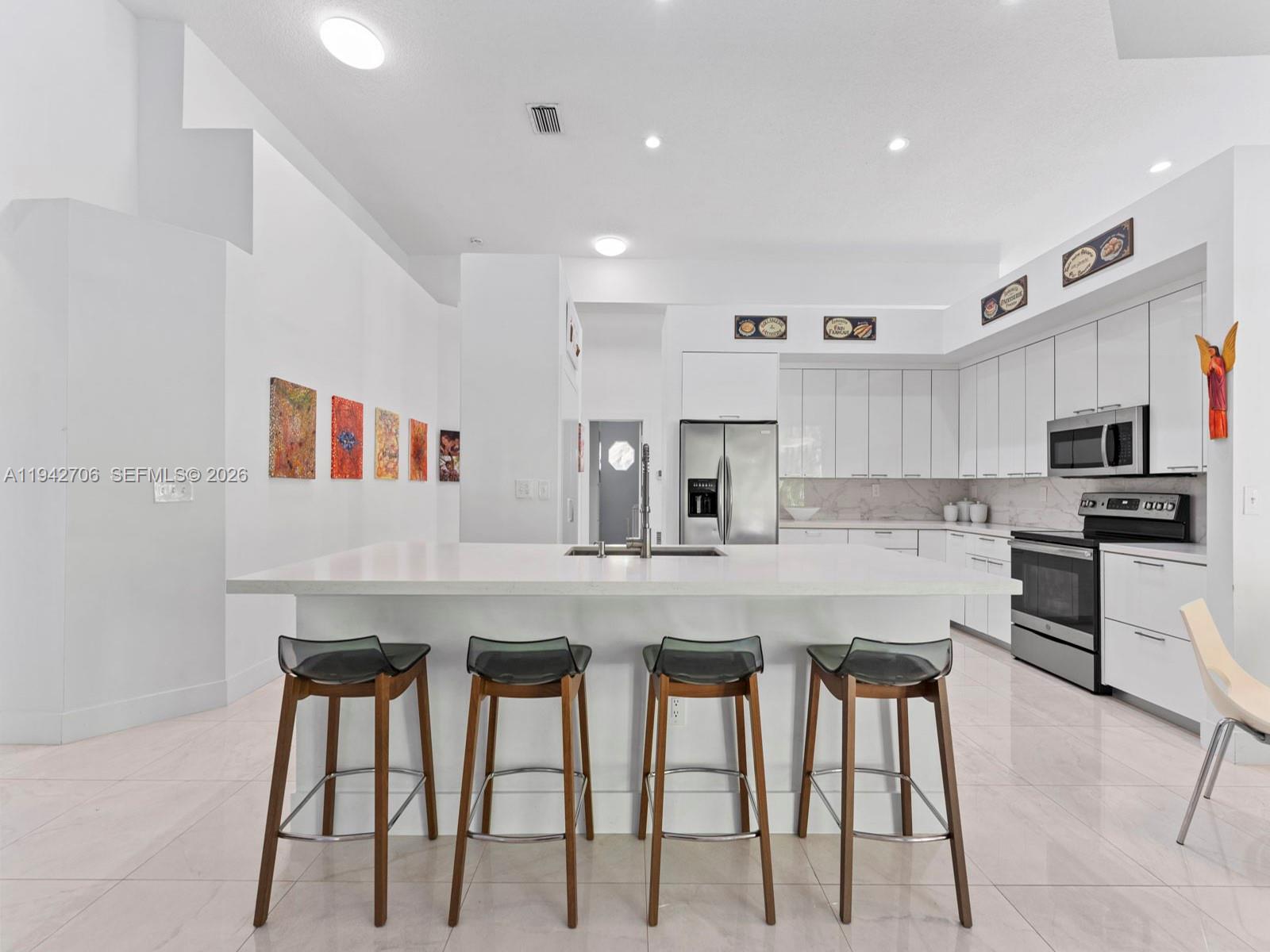 8945 SW 162nd Ter