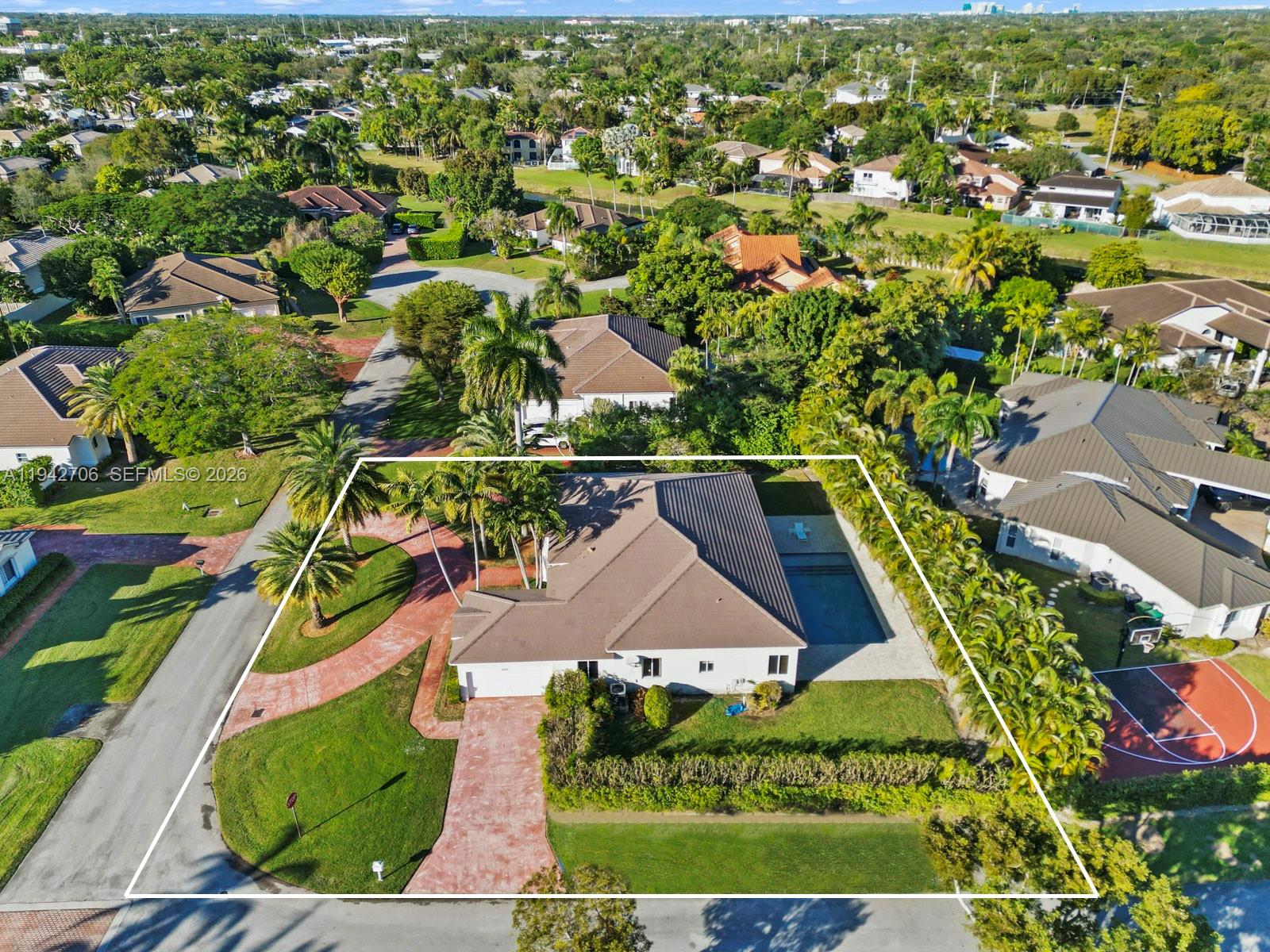 8945 SW 162nd Ter
