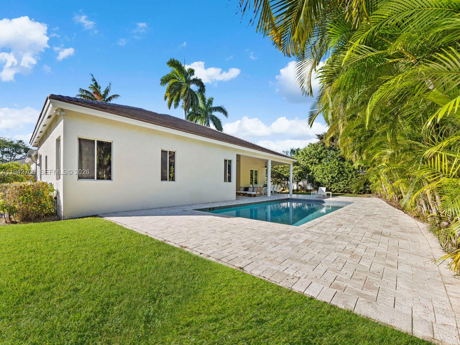 8945 SW 162nd Ter