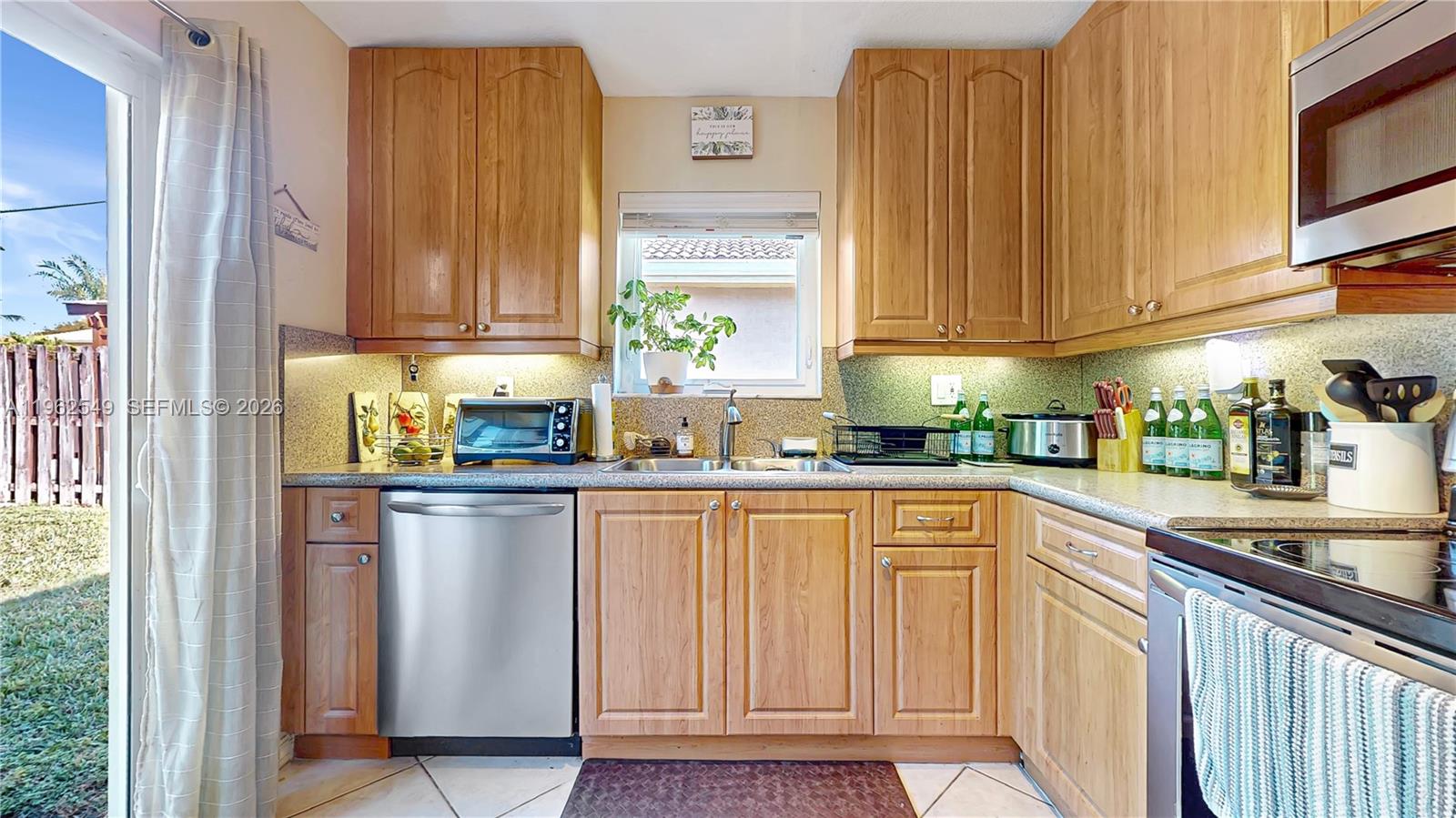 8931 SW 208th Ter