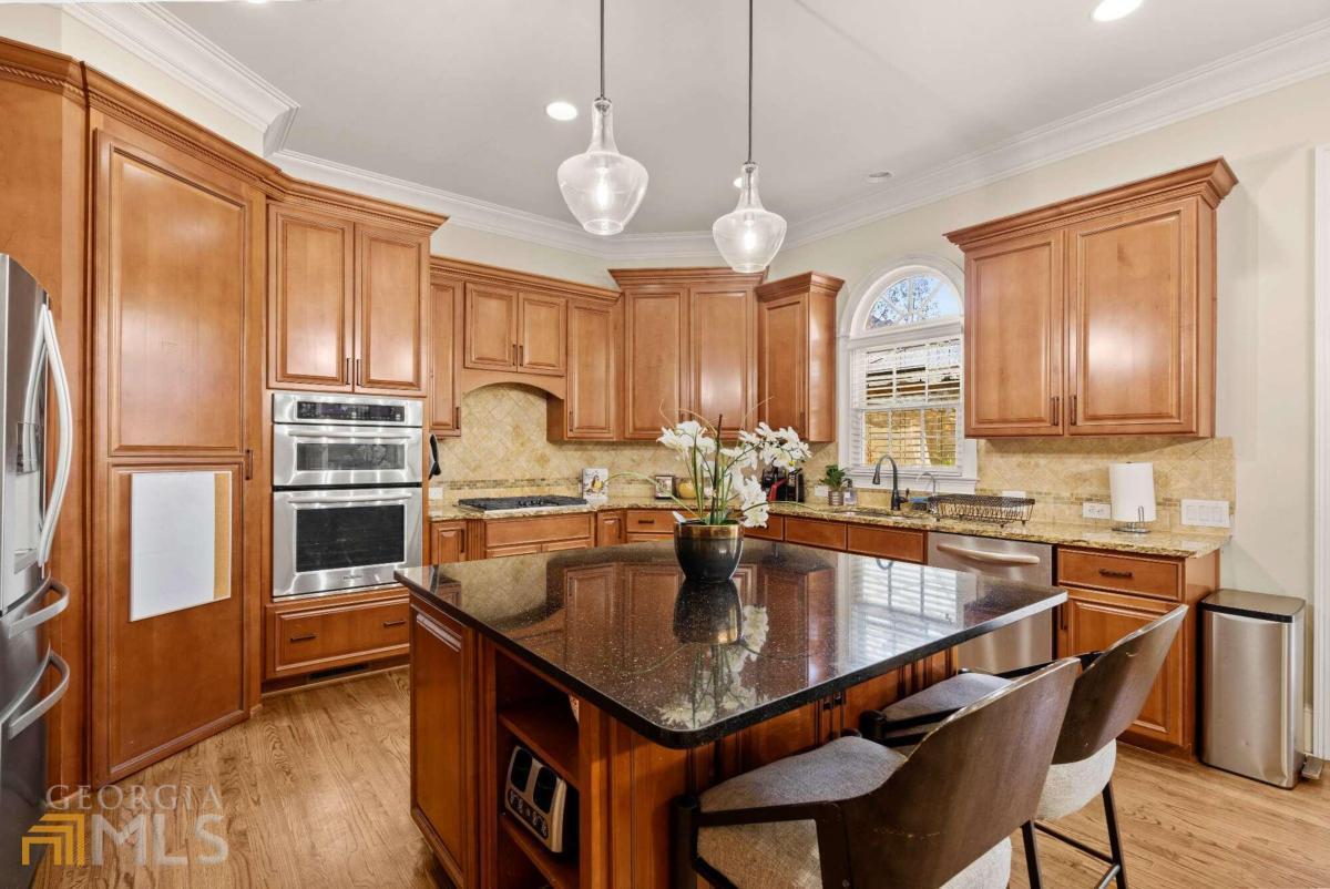1525 Glenhaven Way