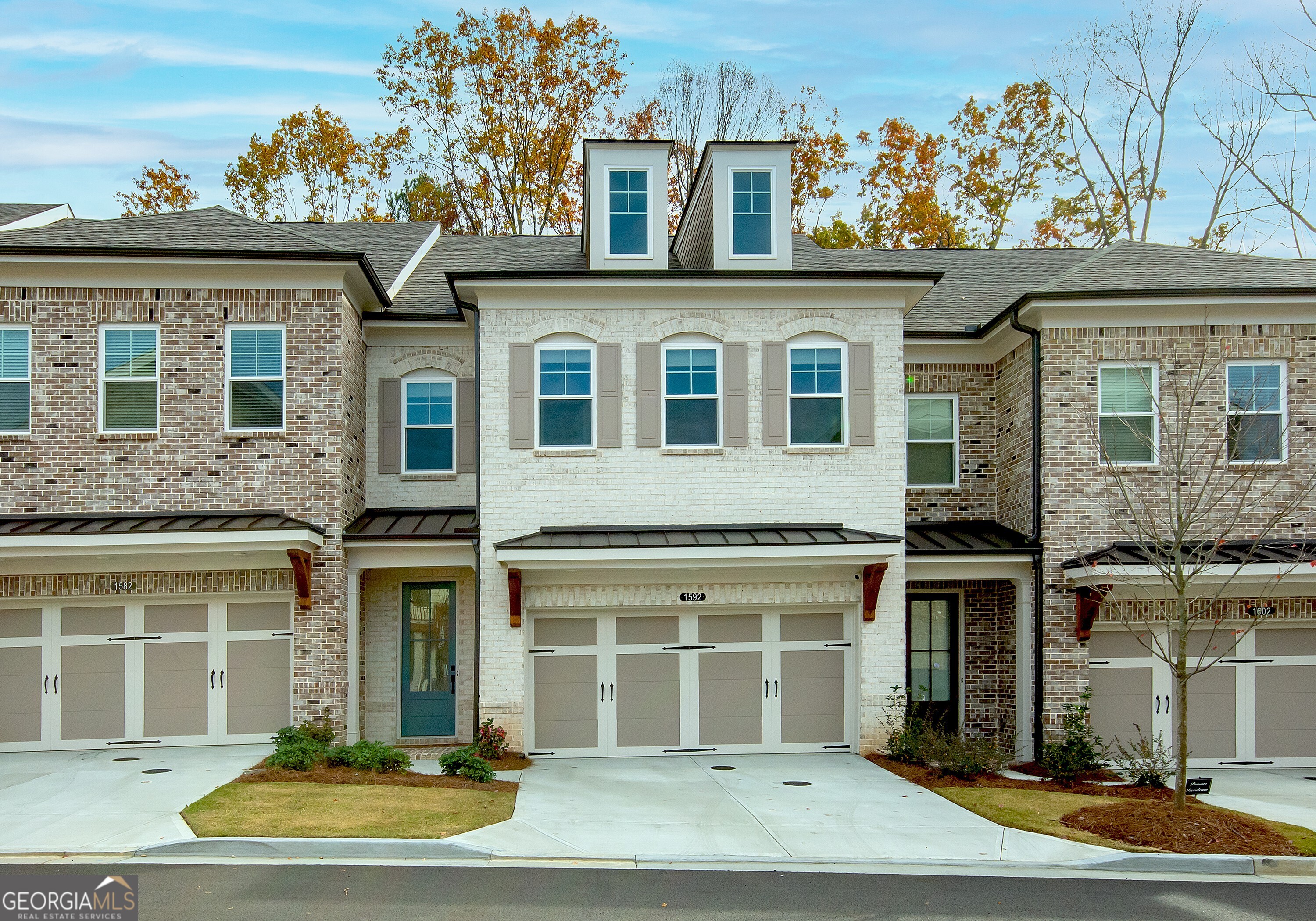 1592 Wellborn Walk