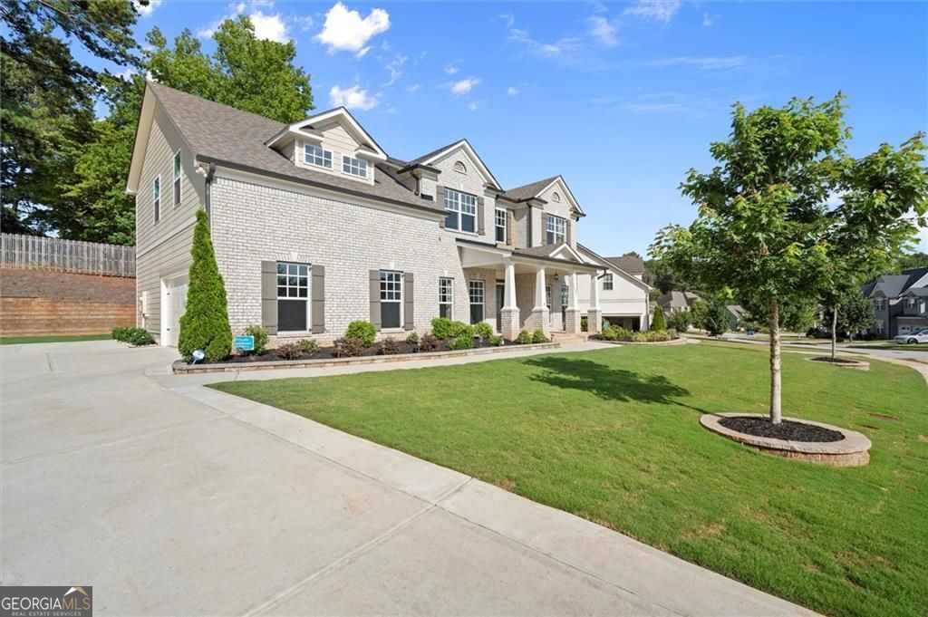 1620 Brook Ivy Drive