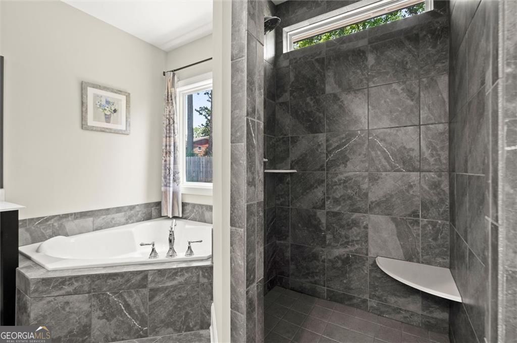 1620 Brook Ivy Drive