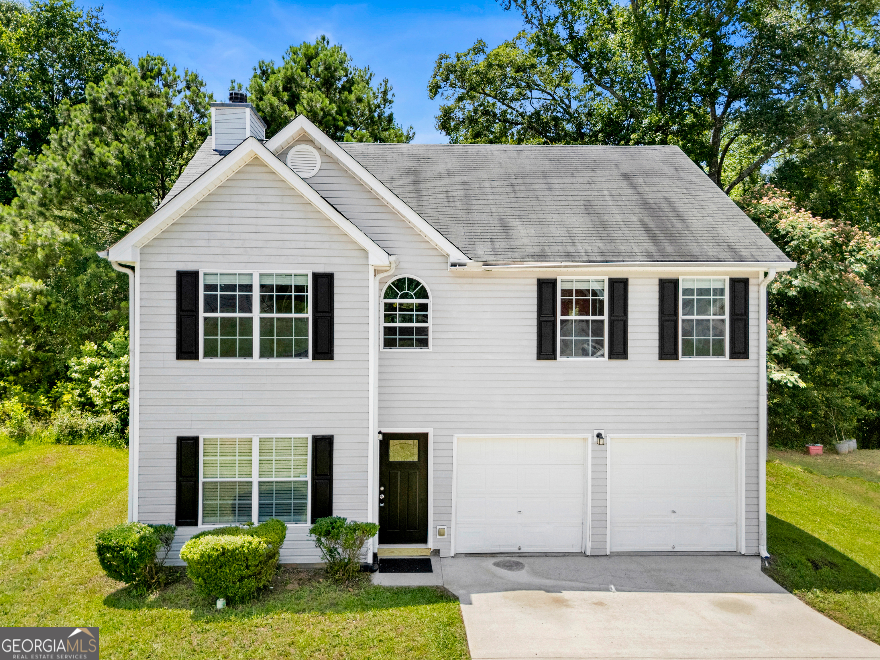 7467 Petunia Drive