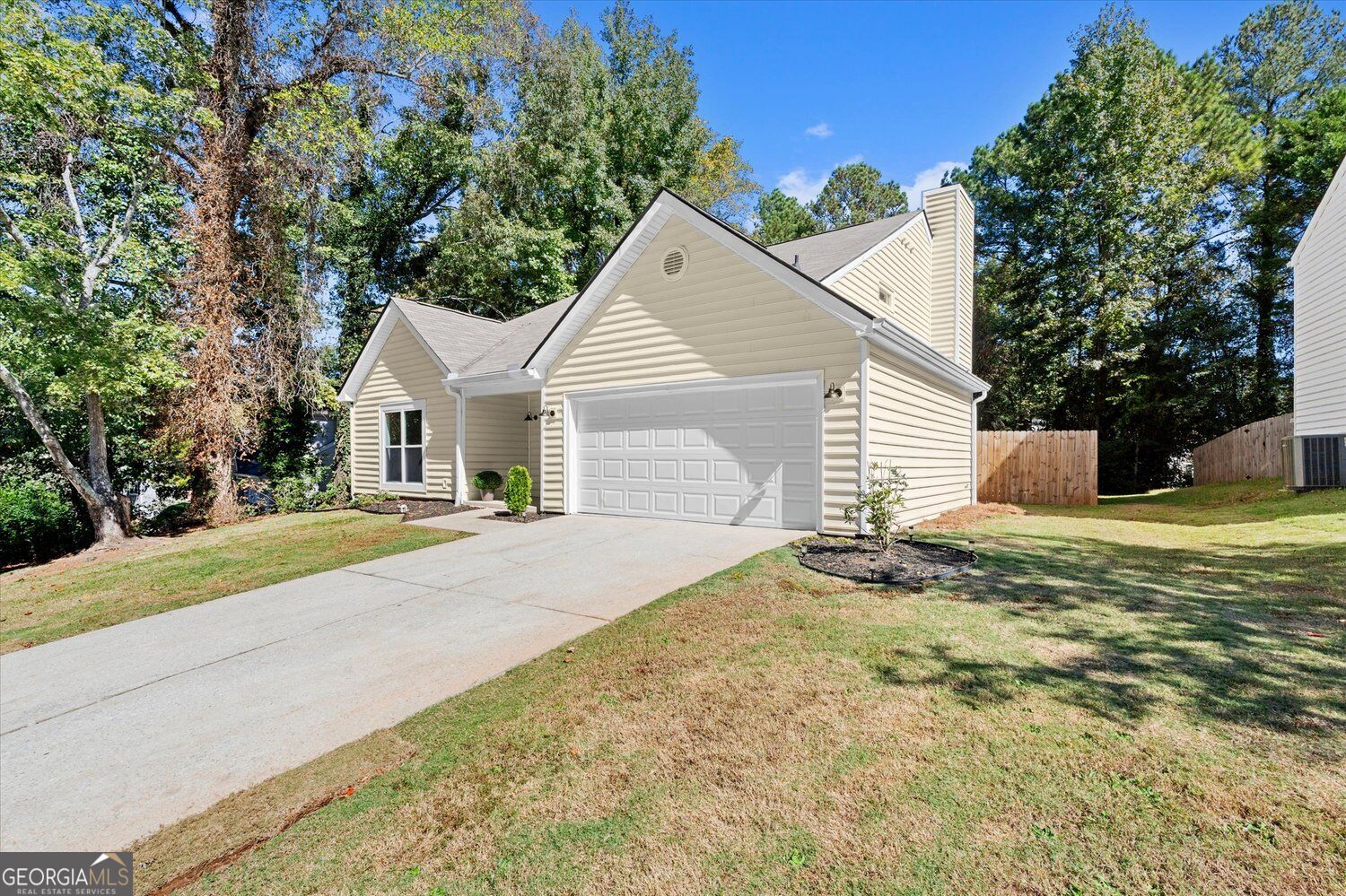 2601 Garland Way