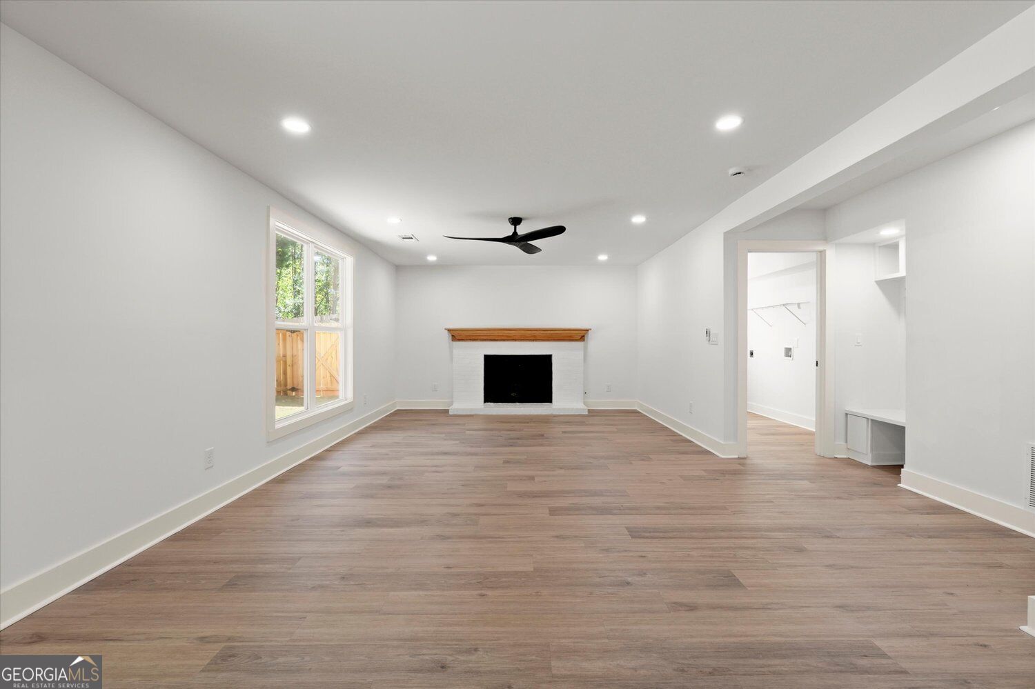2601 Garland Way